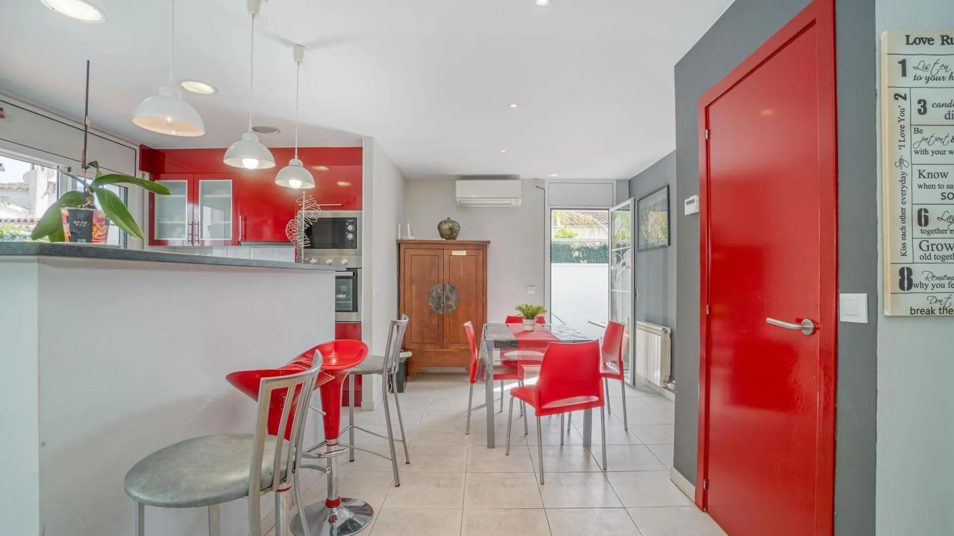Apart-Rent Casa Alberes 0080 Empuriabrava 0*,  Spain