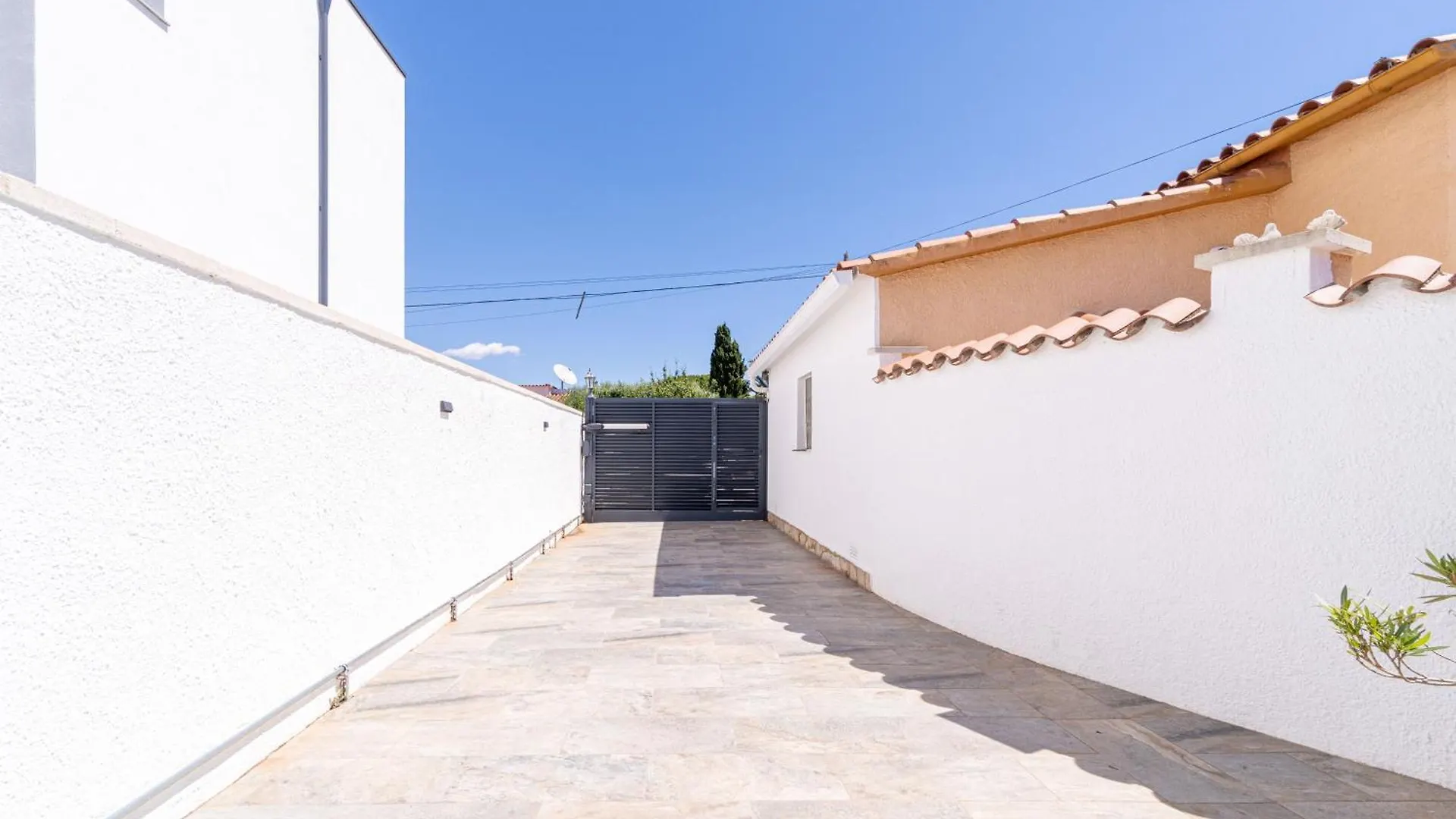 Apart-Rent Casa Alberes 0080 Empuriabrava Villa